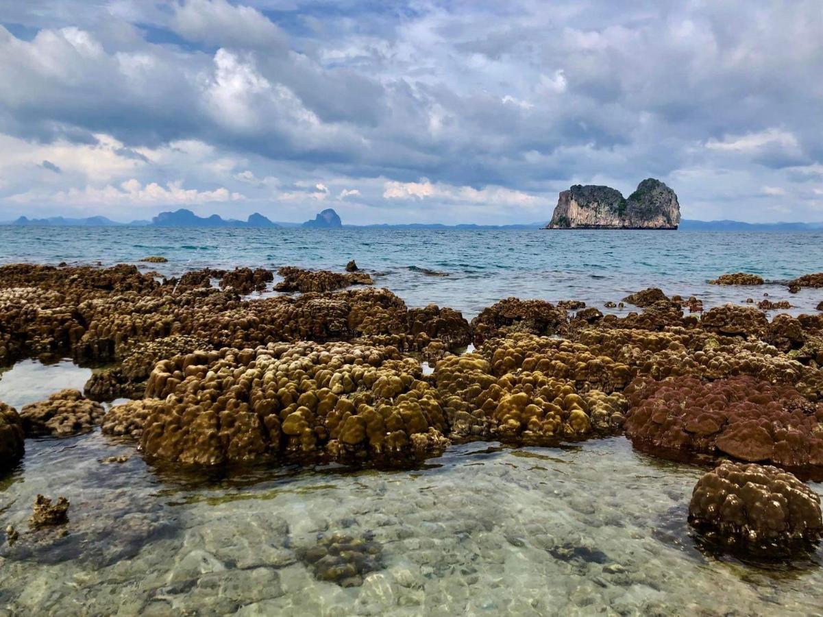 Koh Ngai Sea Open Resort Extérieur photo